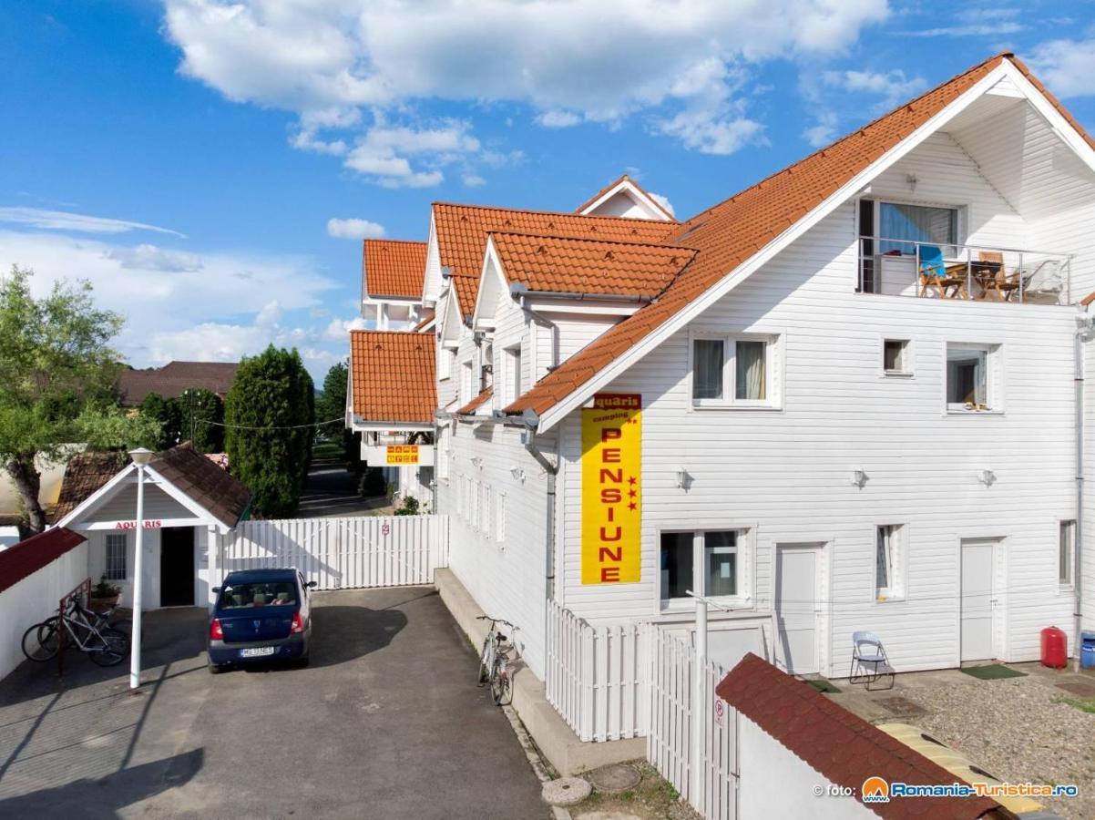 Отель Pension Aquaris Сигишоара Экстерьер фото